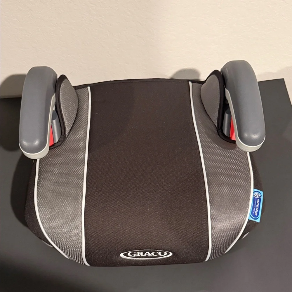 Graco Black Booster Seat for Kids - Picture 11 of 11